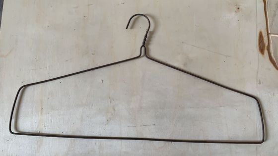 स्वचालित लाँड्री जस्ती स्टील वायर हैंगर बनाने की मशीन