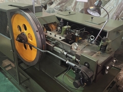 स्टील बॉल कोल्ड हेडिंग मशीन का टेस्ट रनिंग वीडियो, 4 मिमी स्टील बॉल बनाने के लिए